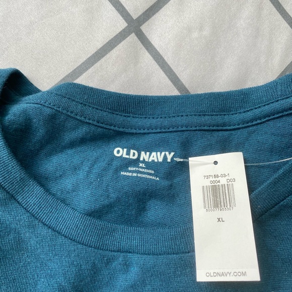 old navy long sleeve - Picture 2 of 3